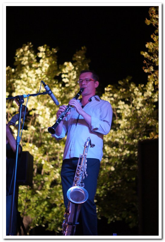 Accordéon, Batterie, Chant, Contrebasse, Clarinette, Clavier, Guitare acoustique, Guitare basse, Guitare électrique, Percussions, Piano, Piano Accordéon, Saxophone, Trombone, Trompette, Tuba